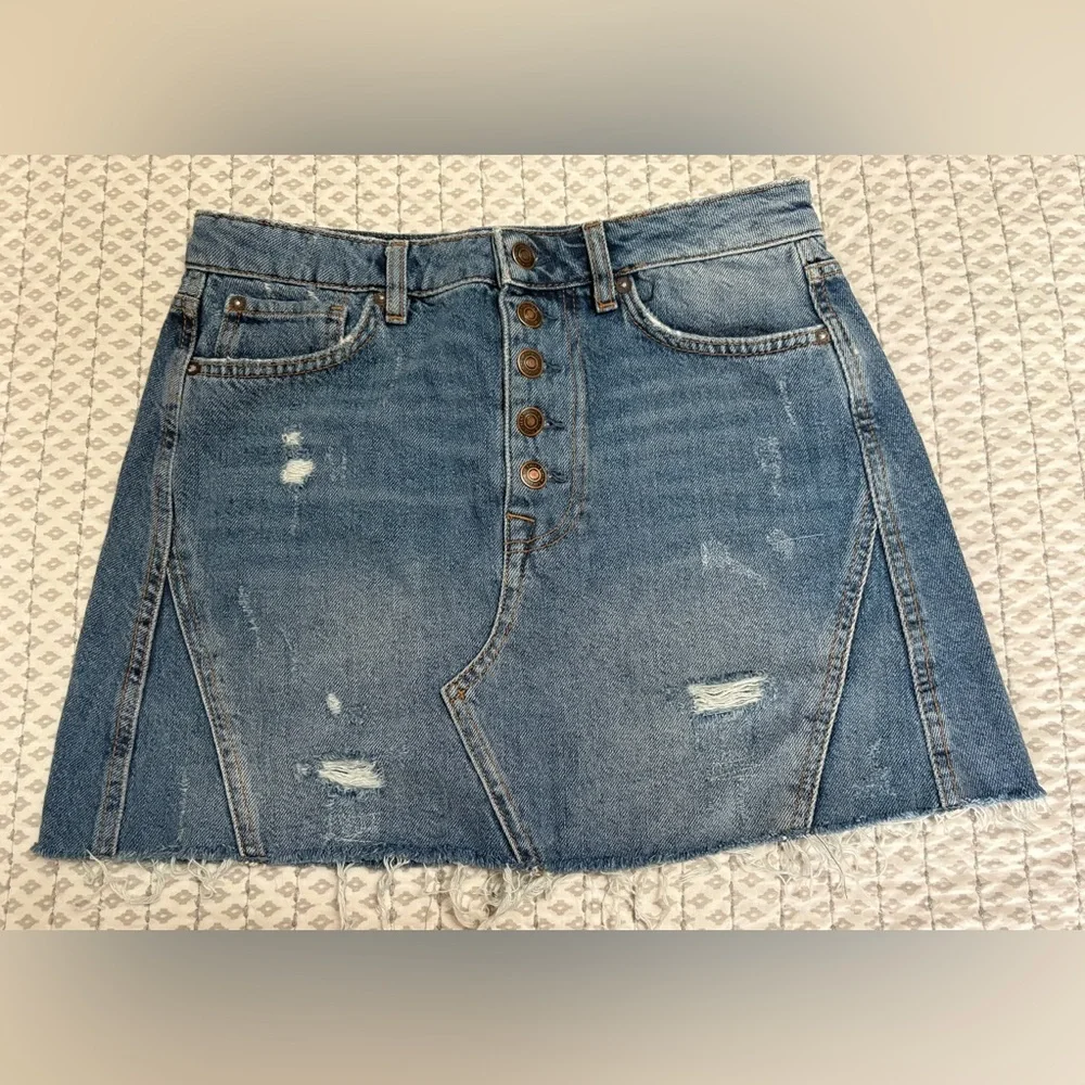 We the Free Denim Button-Up‎ Skirt Size 28 EUC